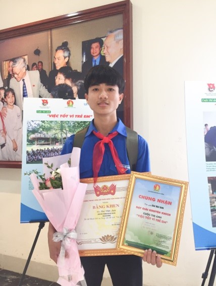 Bùi Việt Anh – Sinh viên tích cực học tập và tham gia các hoạt động đoàn thể.
